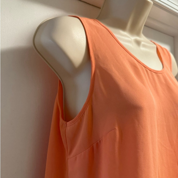 Mossimo Peach Tank Top Split Back Size Medium - Picture 6 of 15